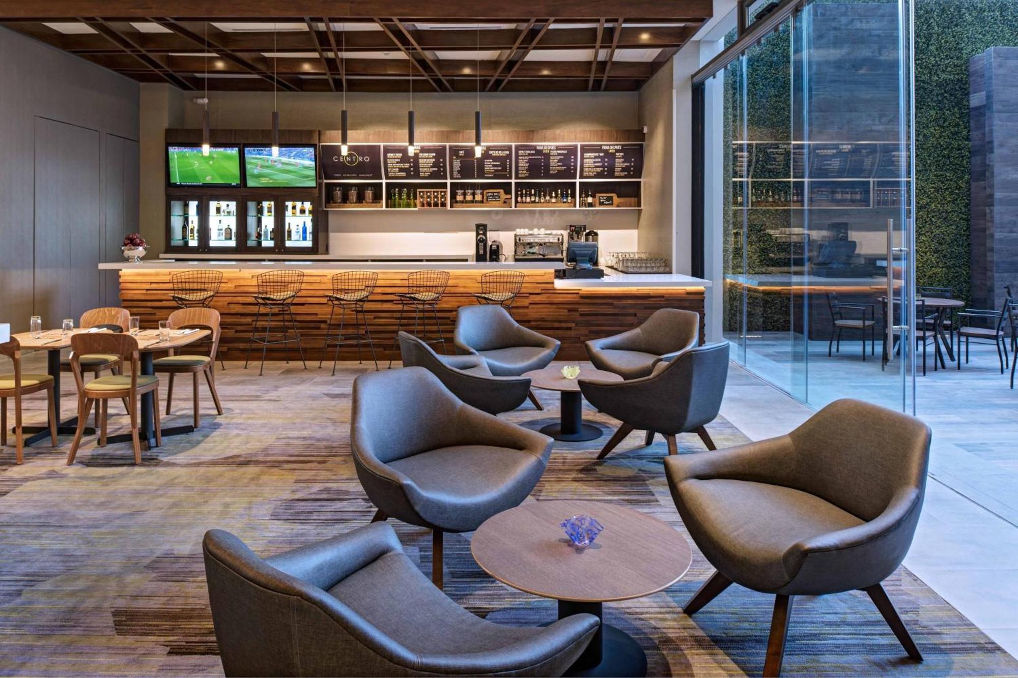 Courtyard By Marriott Guatemala City Exterior photo